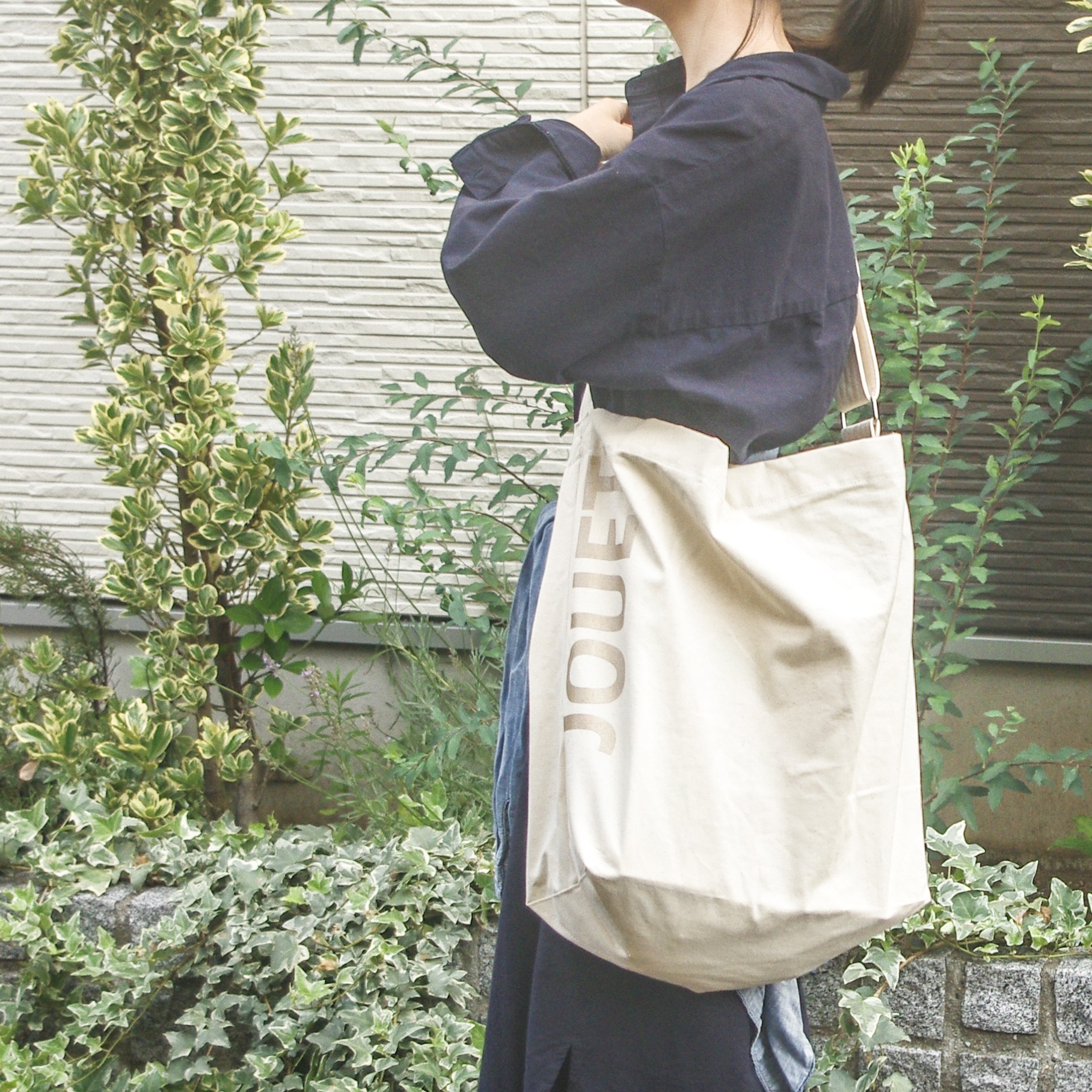 雑貨卸 雑貨仕入れ Beem Jouetジュエットシンプルecoショルダー 安くてかわいい 雑貨卸 雑貨仕入れなら自由が丘マーケットプレイス 旬で高感度な商品いっぱいの仕入れ 卸サイト