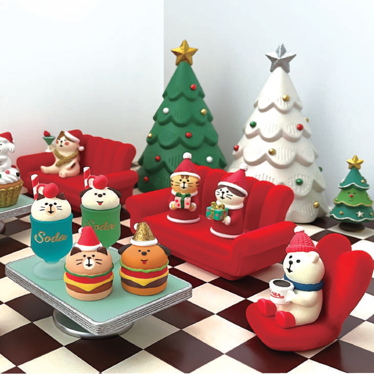 《予約・入荷10月上旬以降・メーカー在庫限り》【Decole】concombre コンコンブル サンタズダイナー クリスマス&サンタ&ツリー 犬猫 オブジェ マスコット