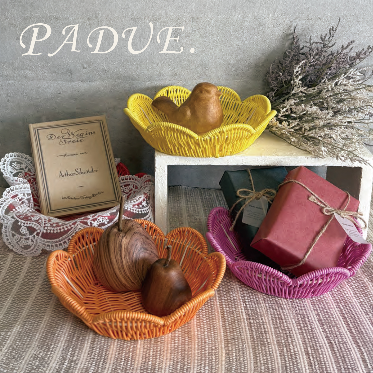 《予約：11月下旬入荷》【Global Arrow】Padue パデュー 洗えるバスケット フラワー かご トレー 小物入れ