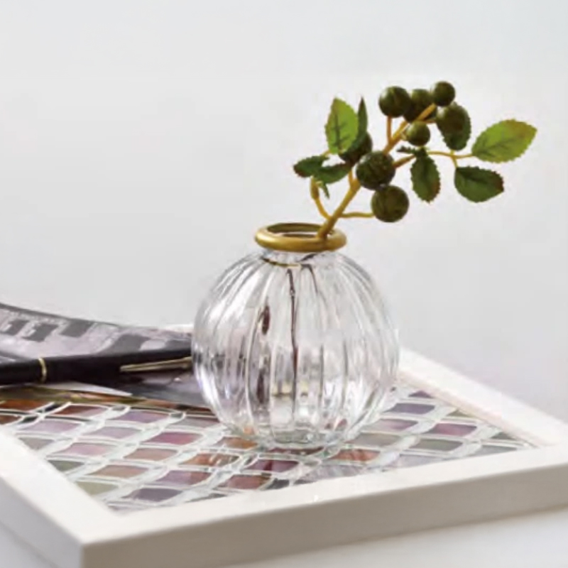 ゴールドリム グラスベース 一輪挿し 花瓶