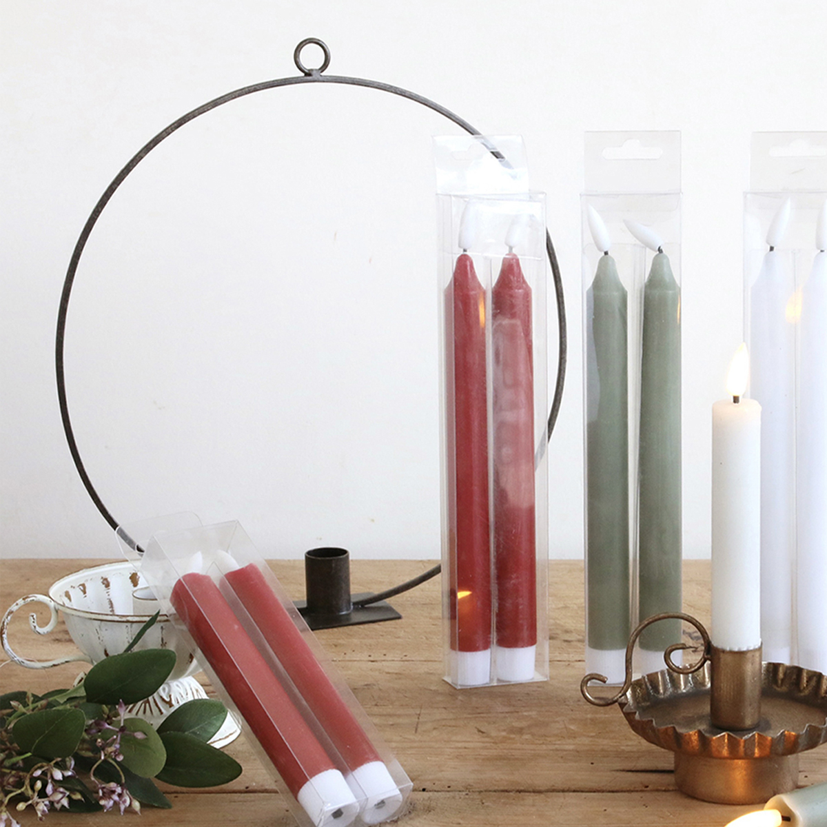 《予約：4/17（金）受注締切》【クリスマス】ジョセフアイアン テーパーキャンドルホルダー