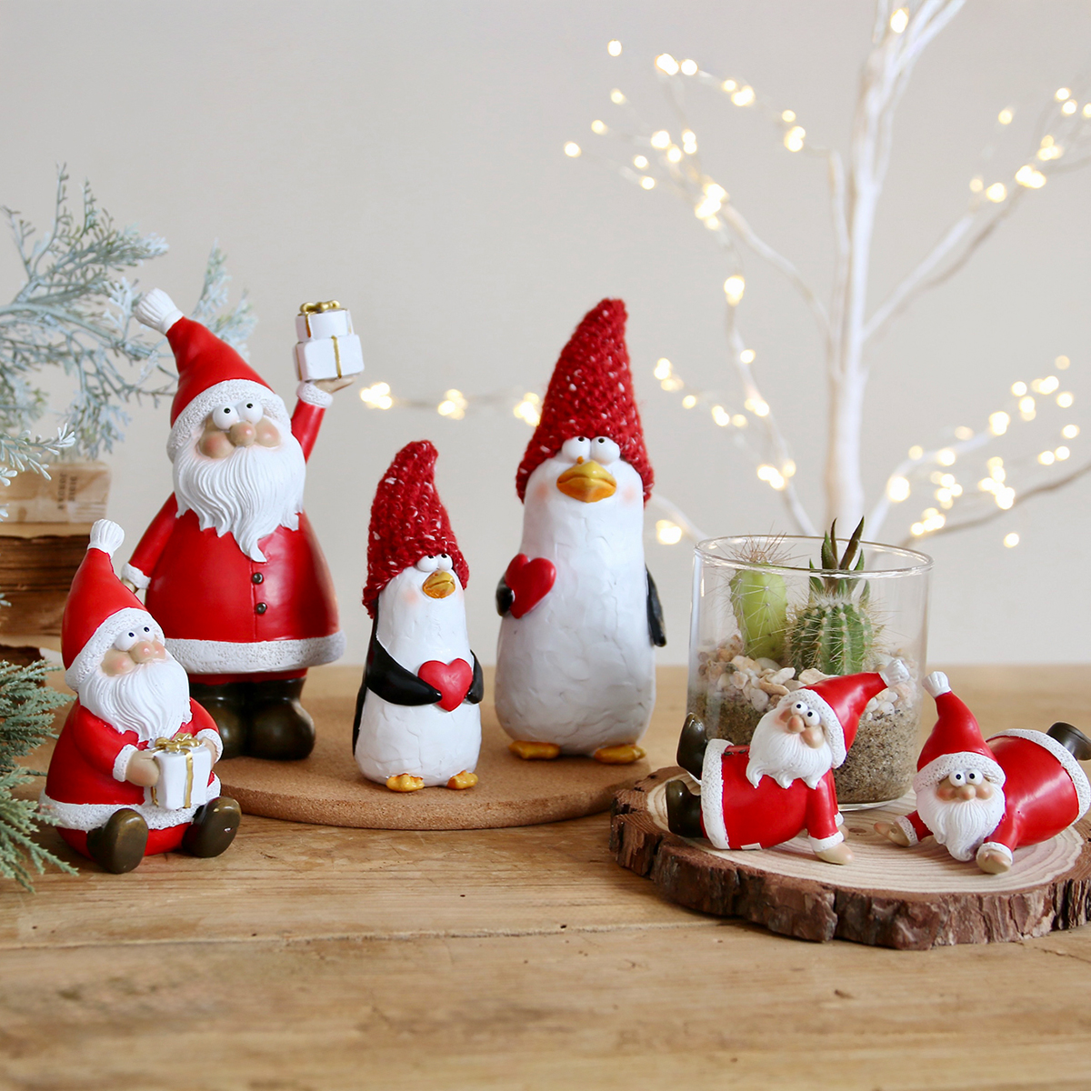 《予約：4/17（金）受注締切》【クリスマス】びっくりサンタ＆ペンギン 置物 オブジェ 飾り付け