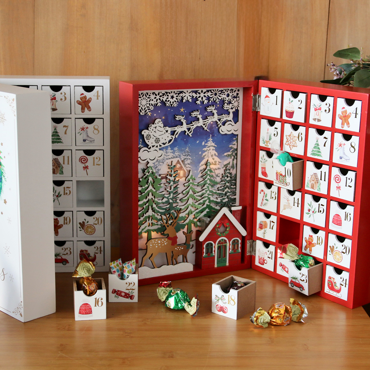 《予約：4/17（金）受注締切》【クリスマス】木製アドベントカレンダー ライト付き インテリア雑貨