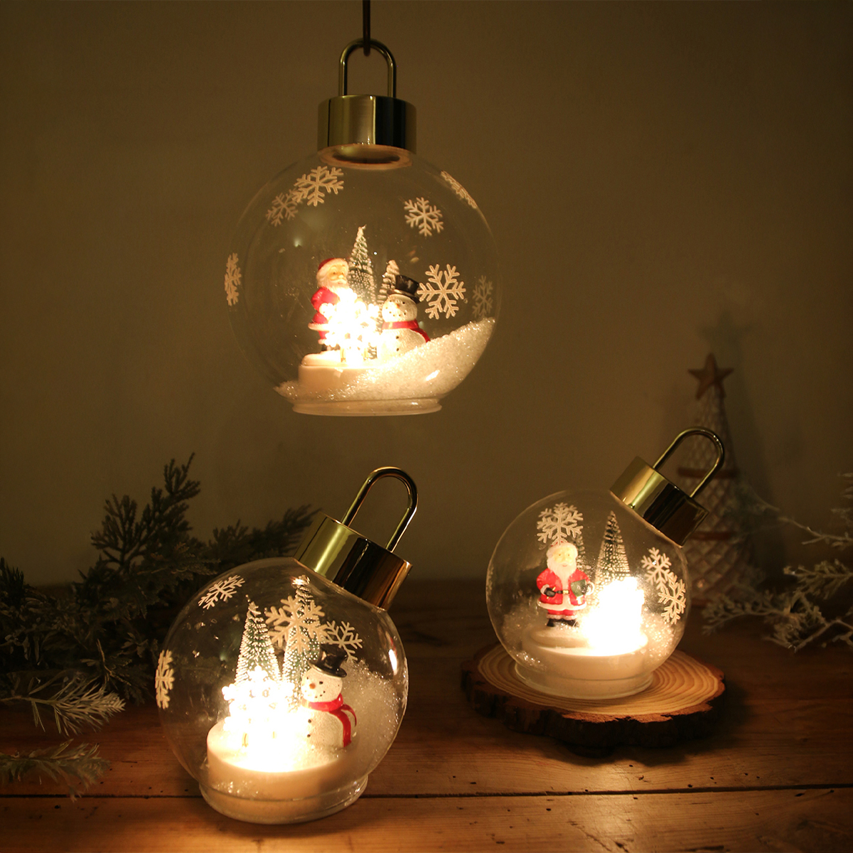 《予約：4/17（金）受注締切》【クリスマス】ガラスライト スノーボール サンタとスノーマン