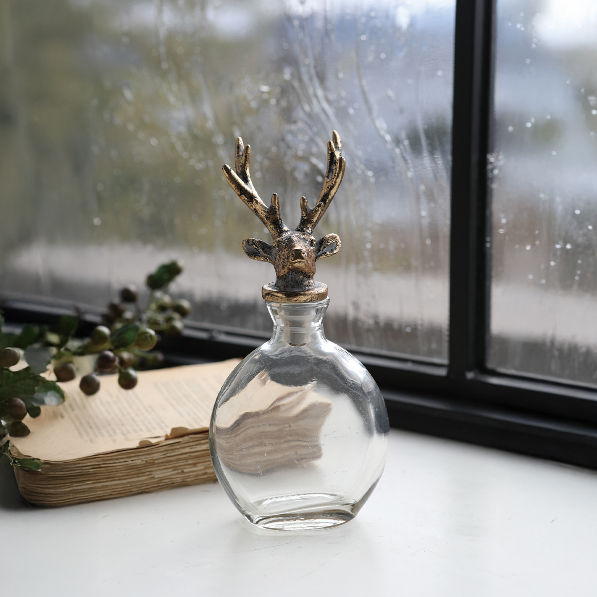 【クリスマス】スタッグ・オーバルボトル モチーフ付き ボトル