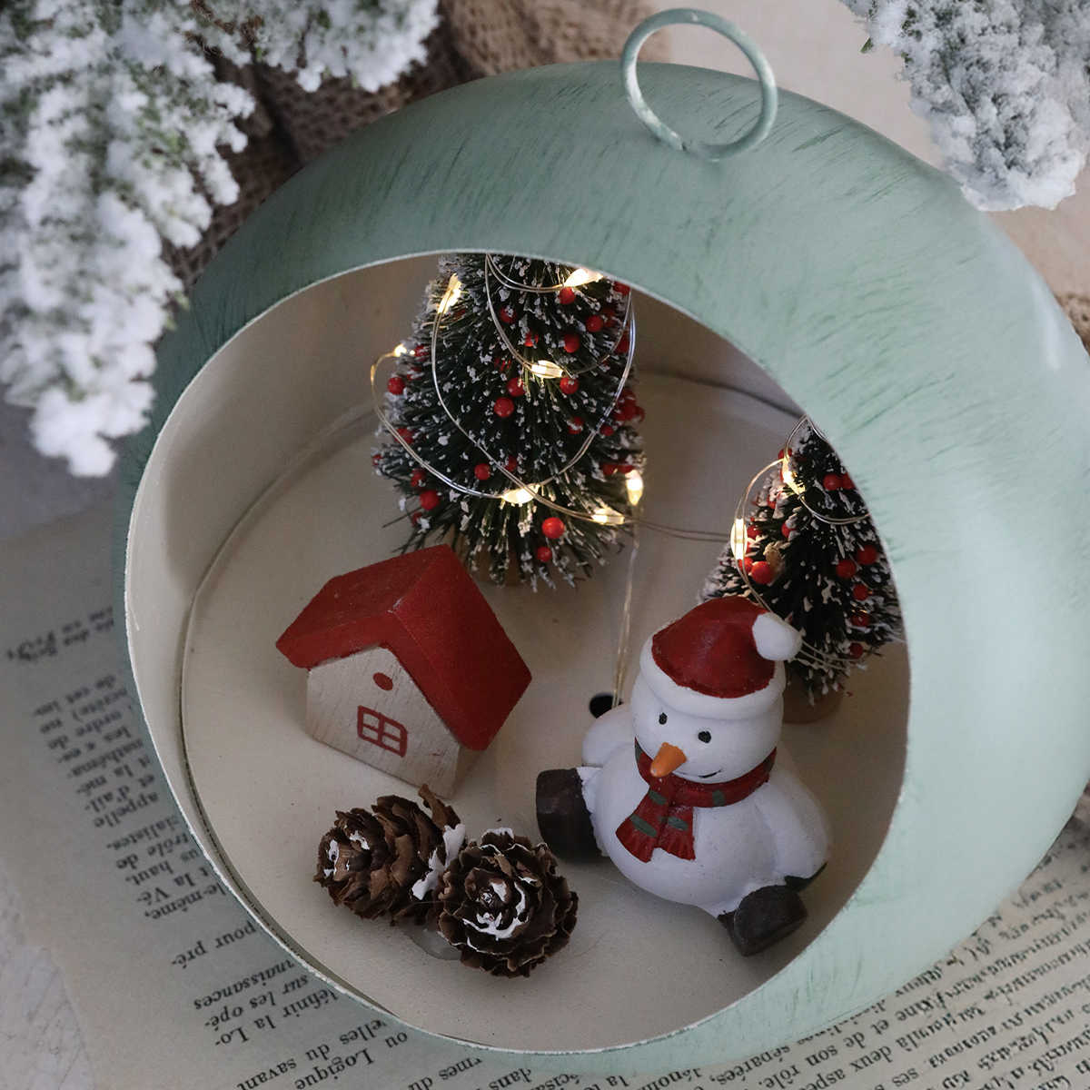 【クリスマス】レッドブリキサンタ・LEDライト＆オブジェ 飾り付け