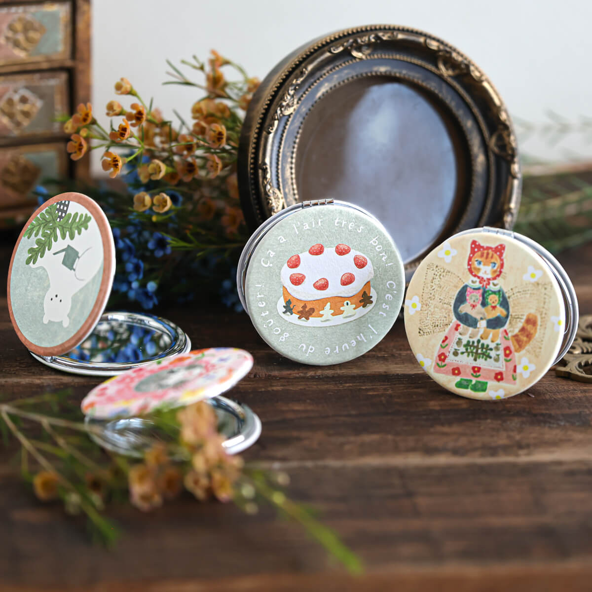 【cozyca products】布川愛子&福岡麻利子 コンパクトミラー