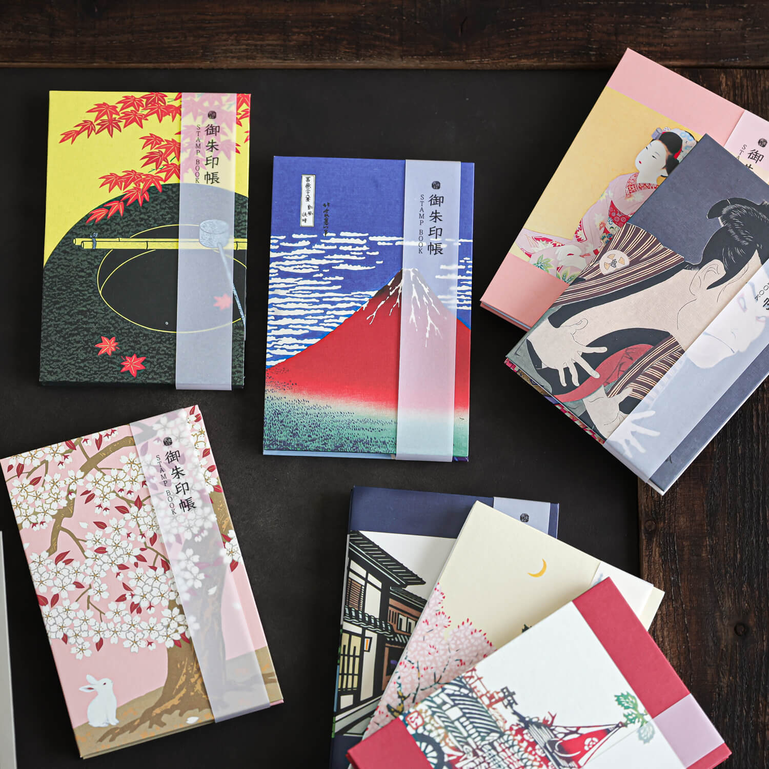 【表現社】御朱印帳 赤富士・浪裏・京の風景・五重塔・舞妓・紅葉・桜・桜と兎・広重・国芳・写楽・歌麿