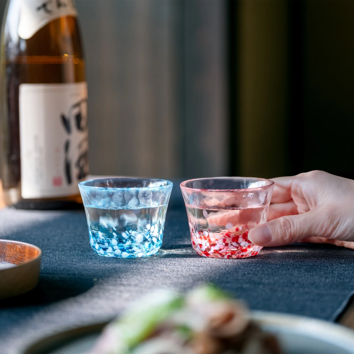 【津軽びいどろ】盃コレクション 小花/青涼 ギフトにも