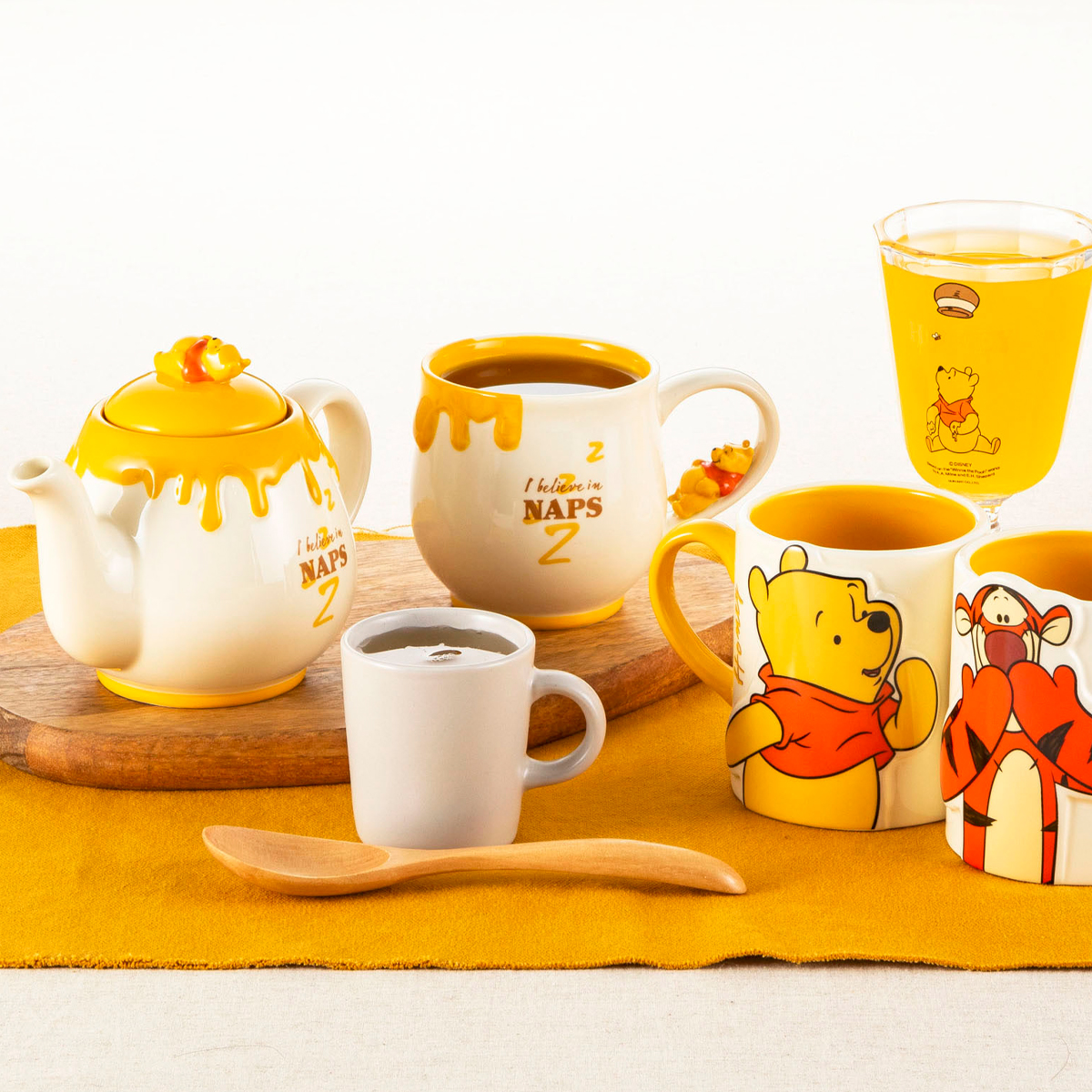 【Disney】ディズニー くまのプーさん ハニーミルク ティーポット&マグカップ&脚付きグラス