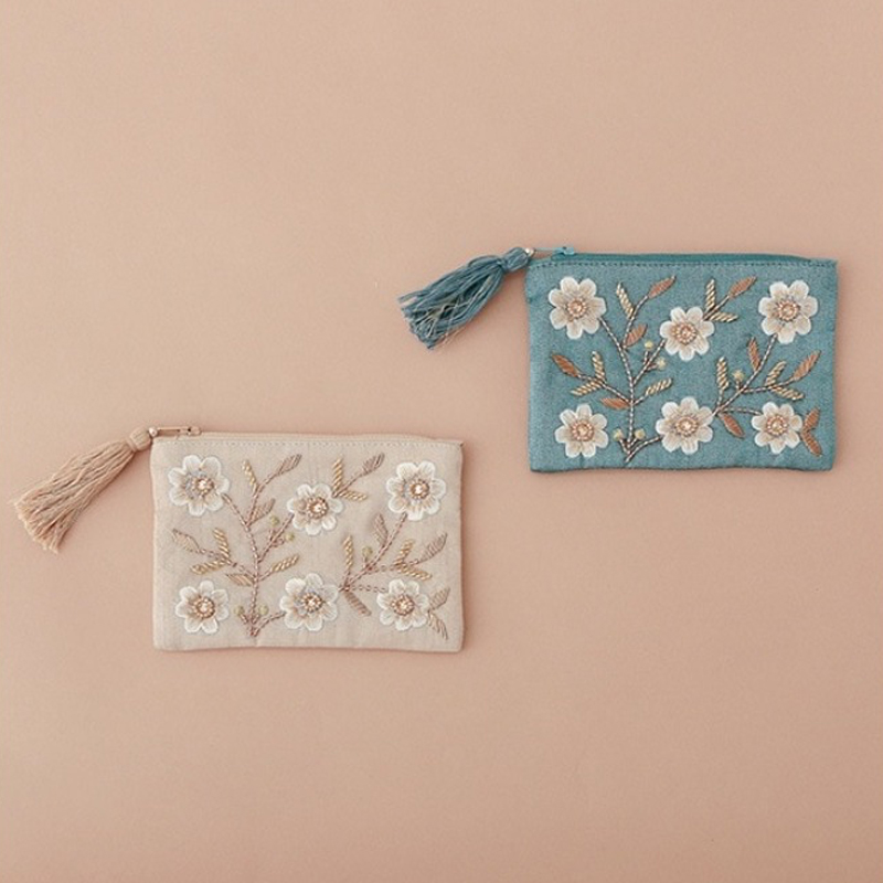 【東京かんかん】ビーズ刺繍ポーチ ベージュ&ターコイズ ハンドメイド