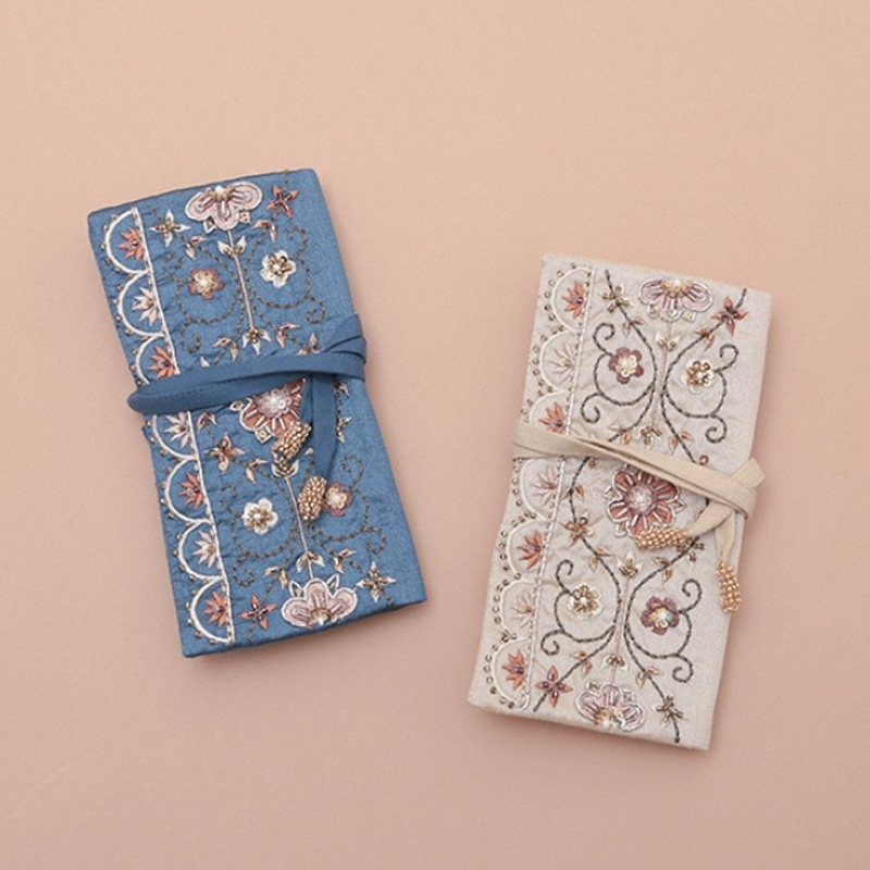 【東京かんかん】ビーズ刺繍アクセサリーケース ブルー&ベージュ ハンドメイド