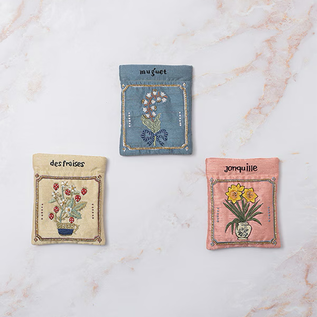 【東京かんかん】ボタニカル刺繍 ミニポーチ イチゴ スズラン スイセン 小物入れ