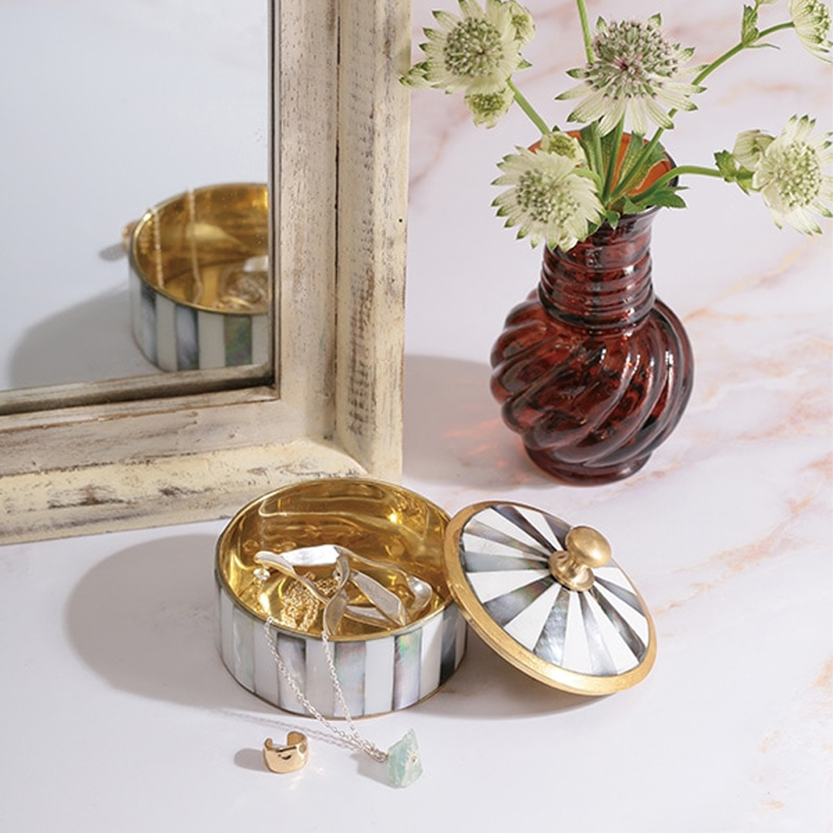 【東京かんかん】 シェルキャニスター 小物入れ アンティーク インテリア雑貨