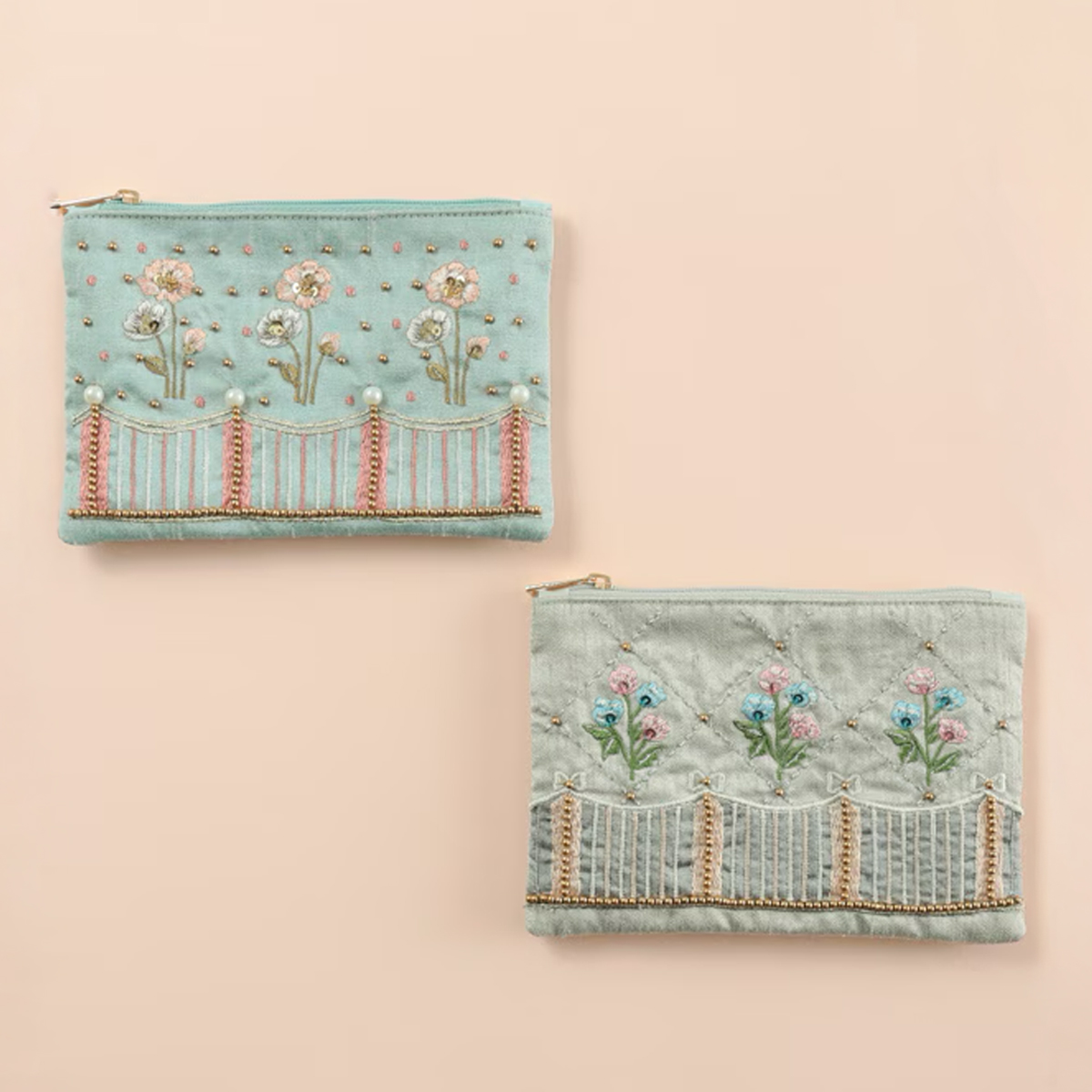 アンティークフラワー刺繍ティッシュポーチ