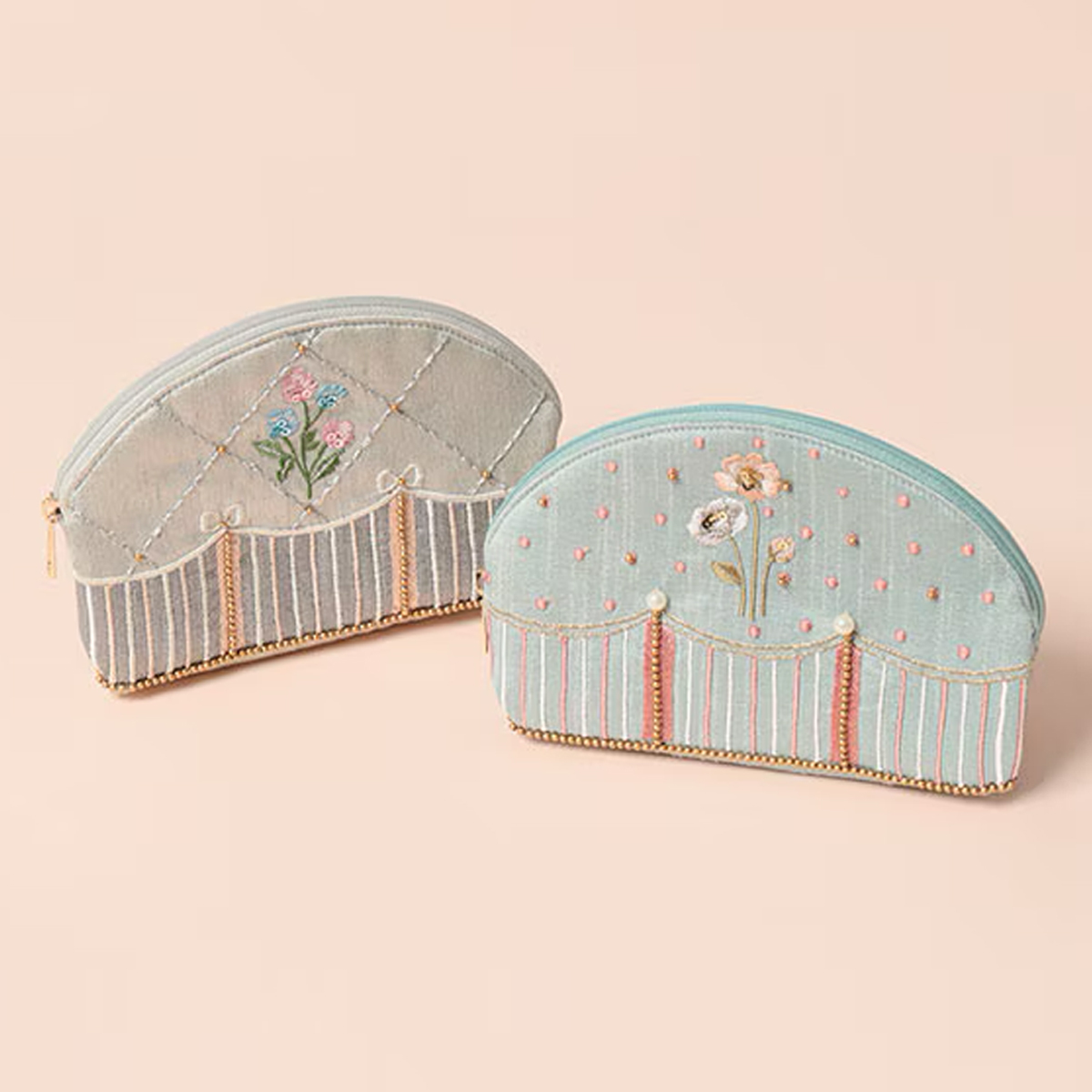 アンティークフラワー刺繍アーチポーチ 小物入れ